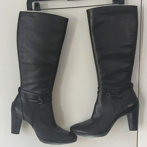 NEW! Ecco Leather Boots sz 41